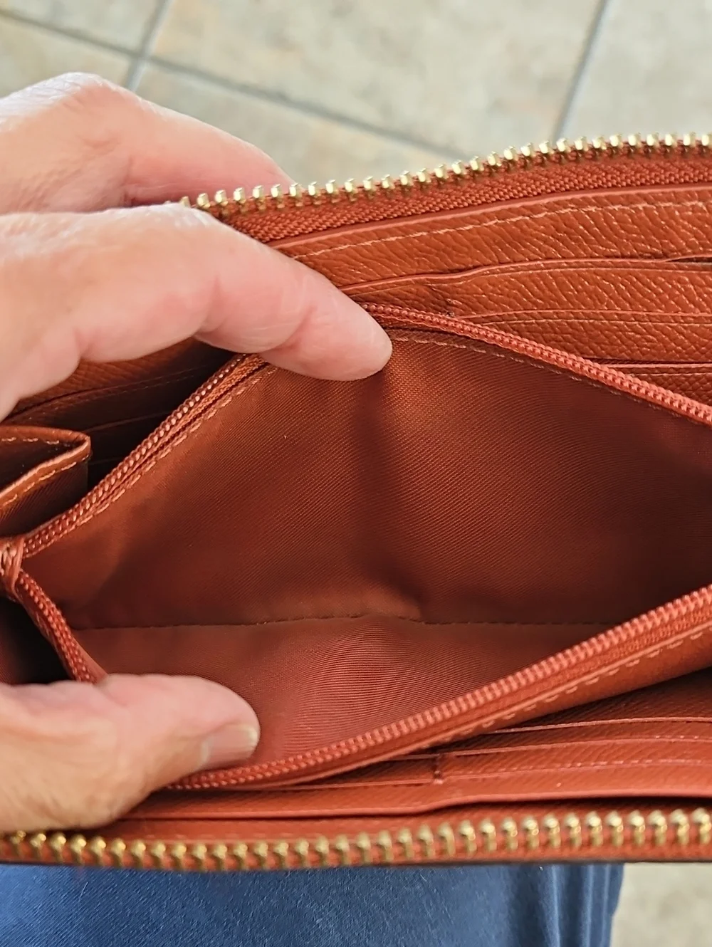 Coach Pebbled Zip Wallet - Rust Brown